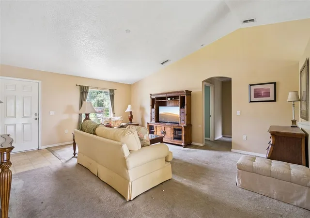 Photo 4 of Single family home for sale at 3403 Queen Palm Dr, Edgewater, FL 32141 | MLS# O6426384 | Listing updated on 2026-09-02