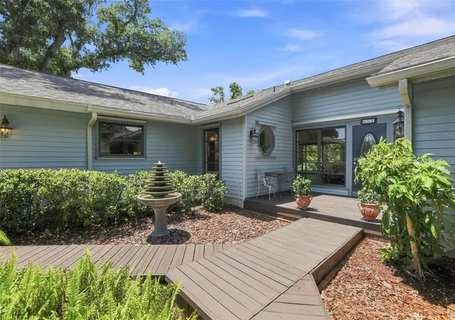 2nd image of 881 Pinto Cir, Nokomis, FL 34275 | MLS# C7528555