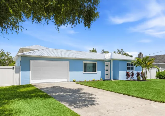 4th image of 912 21St St W, Palmetto, FL 34221 | MLS# A4700456