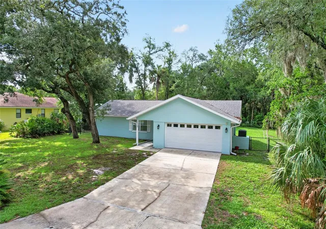 4th image of 11108 W Thoreau Pl, Crystal River, FL 34428 | MLS# OM728765