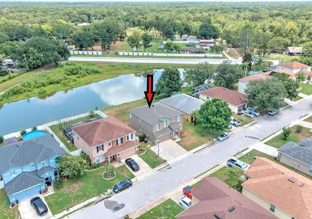 Photo 3 of Single family home for sale at 7508 Hunters Greene Cir, Lakeland, FL 33810 | MLS# L4963610 | Listing updated on 2026-09-14