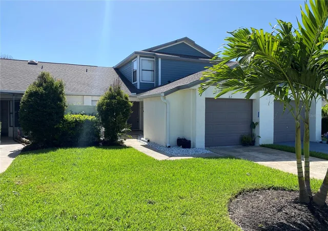 Townhouse for sale at 82 Lakepointe Cir #82, KISSIMMEE, FL 34743 | MLS# O6426397