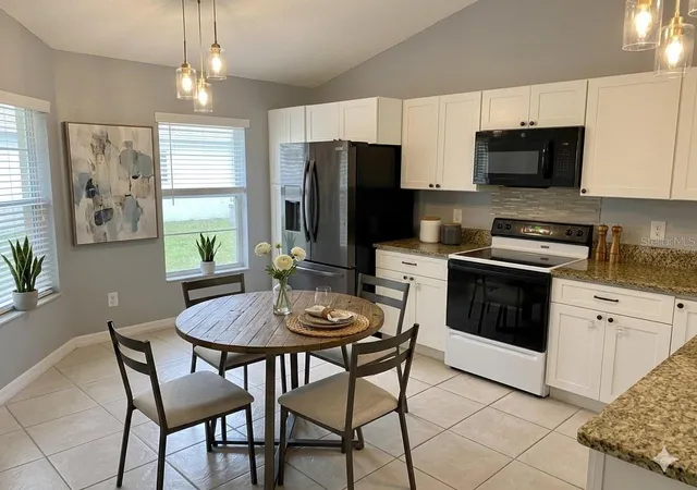 Photo 1 of Townhouse for sale at 82 Lakepointe Cir #82, Kissimmee, FL 34743 | MLS# O6426397 | Listing updated on 2026-09-20