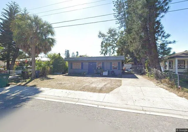 1st image of 309 12th St W, Palmetto, FL 34221 | MLS# A4700462
