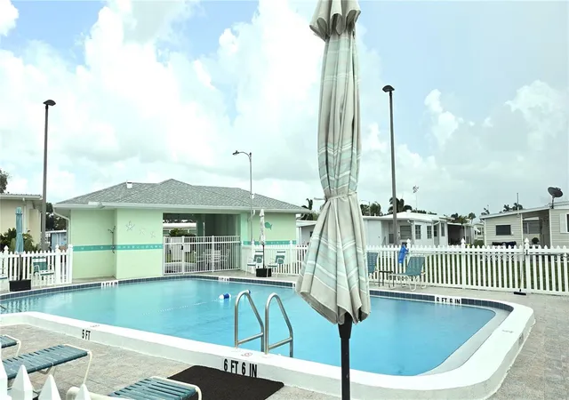 16th image of 5406 Bali Ct, Bradenton, FL 34207 | MLS# A4700463