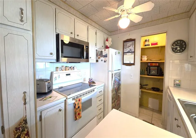 5th image of 5406 Bali Ct, Bradenton, FL 34207 | MLS# A4700463