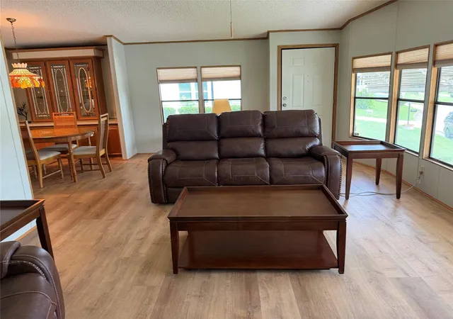 Photo 4 of Manufactured home for sale at 2532 Amyris Ct #601, Zellwood, FL 32798 | MLS# O6426412 | Listing updated on 2026-10-01