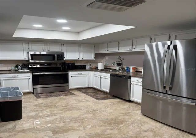 Photo 1 of Single family home for sale at 2601 Hampton Park Pl, Seffner, FL 33584 | MLS# O6426419 | Listing updated on 2026-10-07