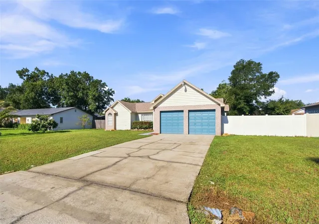 Photo 3 of Single family home for sale at 4745 Canterbury Dr, Land O Lakes, FL 34639 | MLS# TB8530658 | Listing updated on 2026-09-04