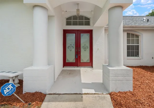 2nd image of 7401 Blackbird Ave, Weeki Wachee, FL 34613 | MLS# W7887795