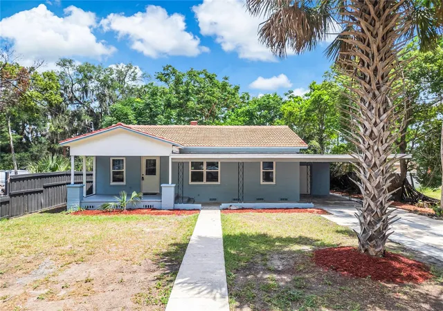 Photo 1 of Single family home for sale at 1504 W Line St, Leesburg, FL 34748 | MLS# O6426426 | Listing updated on 2026-09-20