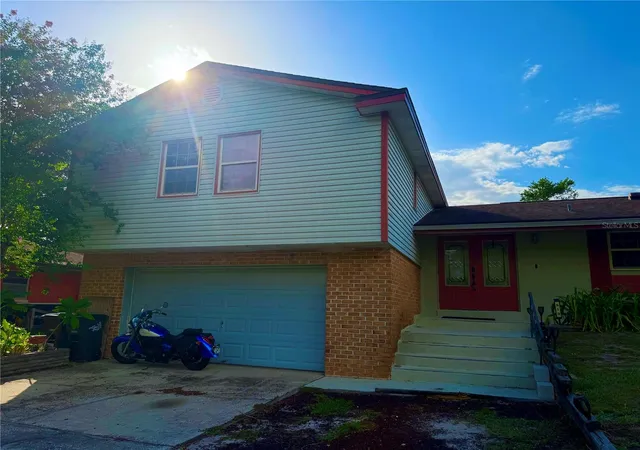 1st image of 513 Oakcrest St, Altamonte Springs, FL 32714 | MLS# O6426435