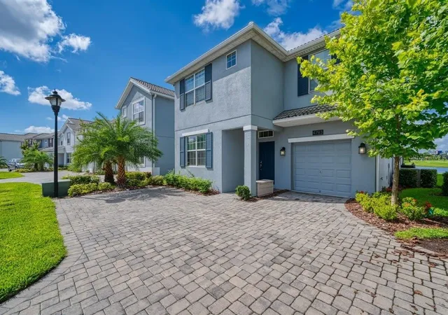 Photo 2 of Single family home for sale at 4793 Kings Castle Cir, Kissimmee, FL 34746 | MLS# O6426442 | Listing updated on 2026-07-26