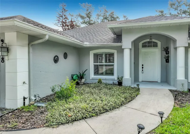 Photo 4 of Single family home for sale at 9418 Meadow Crst Ln, Clermont, FL 34711 | MLS# O6426445 | Listing updated on 2026-10-22