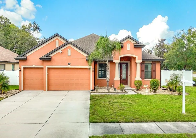 1st image of 422 Challice Dr, Spring Hill, FL 34609 | MLS# W7887798