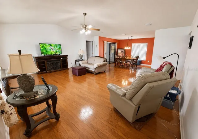 Photo 2 of Single family home for sale at 4276 Sw 140th Street Rd, Ocala, FL 34473 | MLS# OM728778 | Listing updated on 2026-08-29