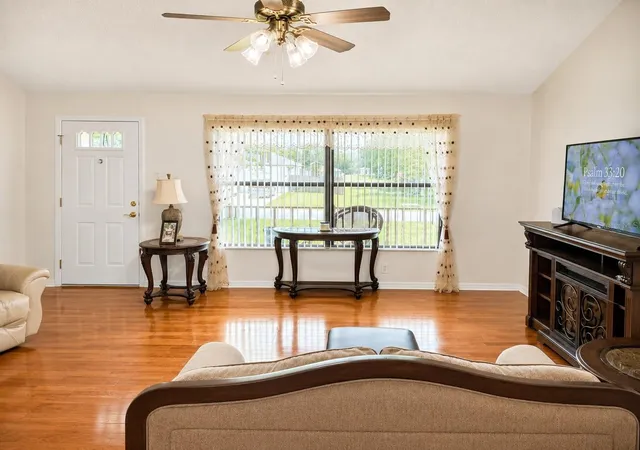 Photo 3 of Single family home for sale at 4276 SW 140th Street Rd, Ocala, FL 34473 | MLS# OM728778 | Listing updated on 2026-08-29