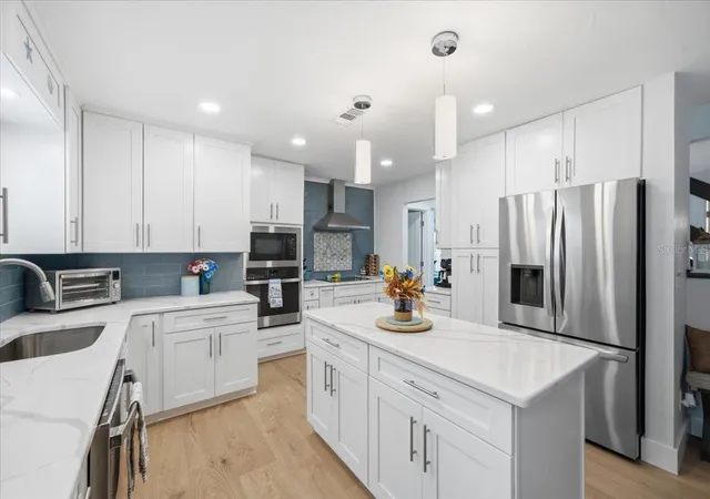 2nd image of 5214 S Riverview Cir, Homosassa, FL 34448 | MLS# TB8530714