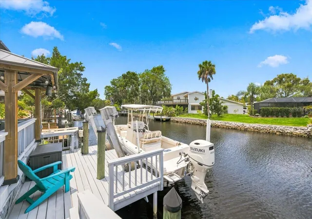 Photo 3 of Single family home for sale at 5214 S Riverview Cir, Homosassa, FL 34448 | MLS# TB8530714 | Listing updated on 2026-10-02