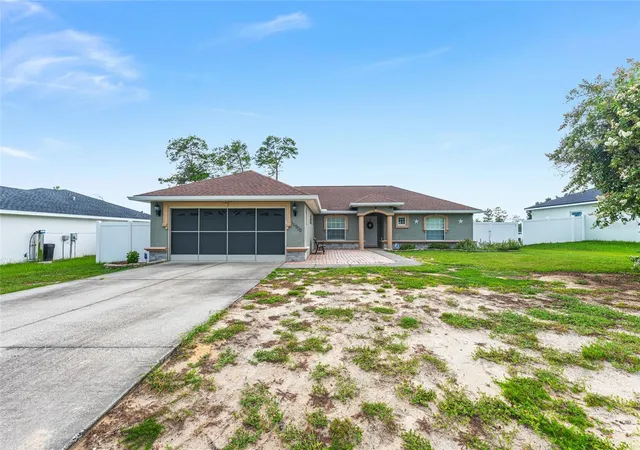 Photo 4 of Single family home for sale at 16900 SW 42nd Avenue Rd, Ocala, FL 34473 | MLS# OM728786 | Listing updated on 2026-08-06