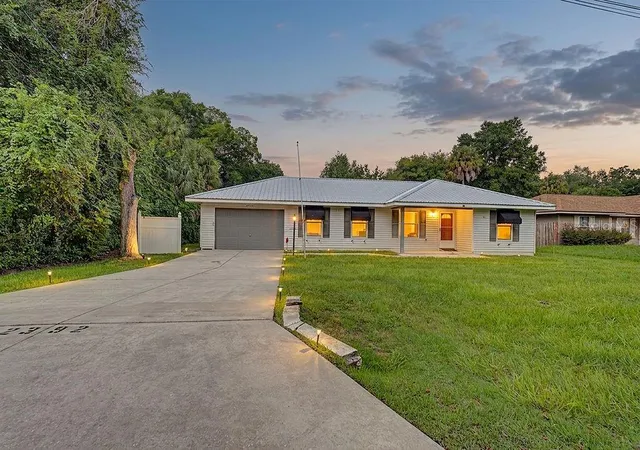 Single family home for sale at 2392 SE 175th Terrace Rd, SILVER SPRINGS, FL 34488 | MLS# OM728789