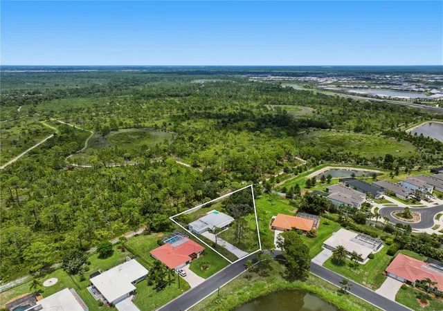 36th image of 427 Rubens Dr, Nokomis, FL 34275 | MLS# A4700484