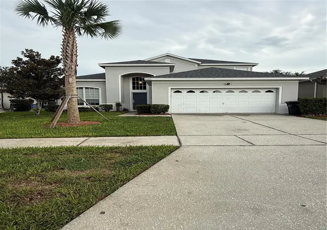 Photo 1 of Single family home for sale at 8105 Sun Palm Dr, Kissimmee, FL 34747 | MLS# S5154030 | Listing updated on 2026-07-21