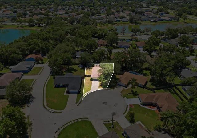 2nd image of 2614 Sundance Ct, Mulberry, FL 33860 | MLS# P4939359