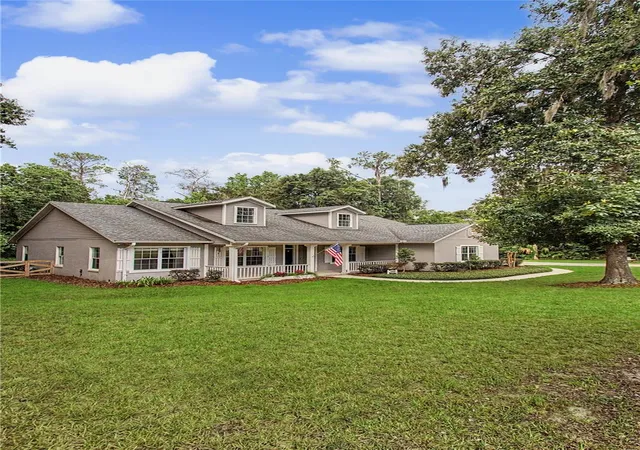 Photo 2 of Single family home for sale at 5045 Sw 2nd Avenue, Ocala, FL 34471 | MLS# OM728793 | Listing updated on 2026-08-24