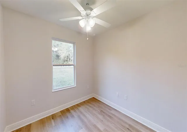 4th image of 24304 Nw Tamarind Ln, Dunnellon, FL 34431 | MLS# OM728796