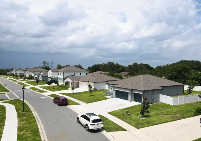 Photo 3 of Single family home for sale at 1663 Meadowlark Dr, Deltona, FL 32725 | MLS# O6426481 | Listing updated on 2026-08-28