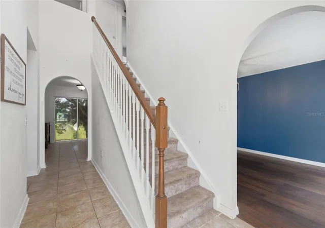 3rd image of 800 Marietta Ln, Eustis, FL 32726 | MLS# O6426483