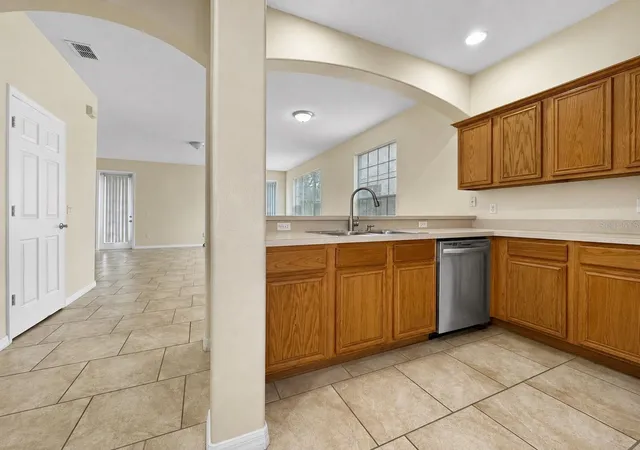 Photo 2 of Single family home for sale at 1602 Tail Feather Dr, Kissimmee, FL 34746 | MLS# S5154034 | Listing updated on 2026-09-28