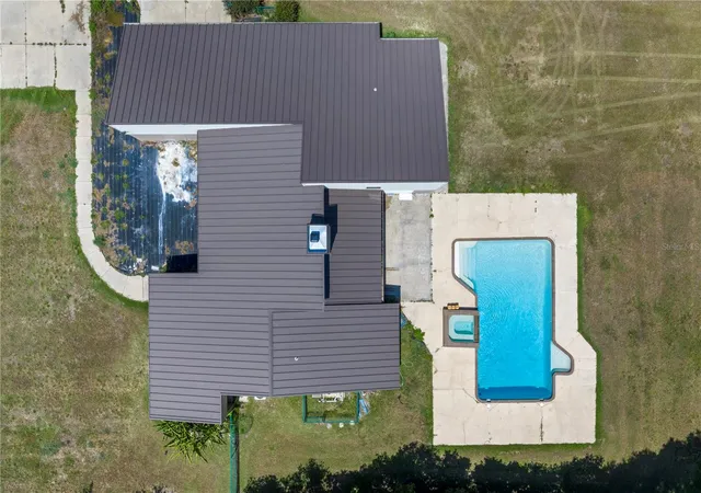 Photo 3 of Single family home for sale at 3261 SE 41st Place, Ocala, FL 34480 | MLS# OM728800 | Listing updated on 2026-09-20