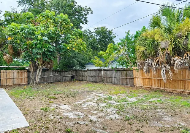19th image of 1519 Lynn Ave, Clearwater, FL 33755 | MLS# TB8530782