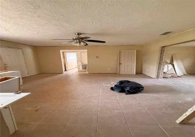 14th image of 806 W Shell Point Rd, Ruskin, FL 33570 | MLS# TB8530783