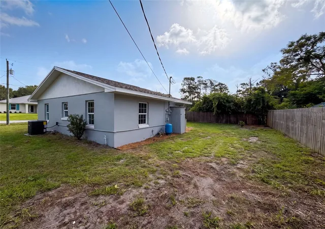 Photo 4 of Sale Pending at 3665 Miami Ave, Melbourne, FL 32904 | MLS# O6426511 | Listing updated on 2026-09-25