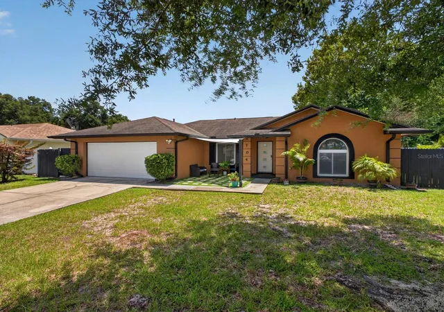 Photo 2 of Single family home for sale at 2704 Muscatello St, Orlando, FL 32837 | MLS# O6426513 | Listing updated on 2026-09-20