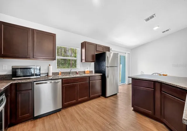 Photo 2 of Single family home for sale at 3 Karanda Ct, Palm Coast, FL 32164 | MLS# V4950299 | Listing updated on 2026-09-21