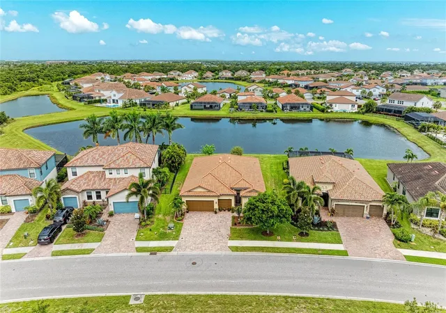 Photo 1 of Single family home for sale at 3512 Savanna Palms Ct, Lakewood Ranch, FL 34211 | MLS# A4700497 | Listing updated on 2026-10-12