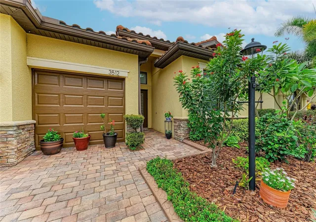 Photo 2 of Single family home for sale at 3512 Savanna Palms Ct, Lakewood Ranch, FL 34211 | MLS# A4700497 | Listing updated on 2026-10-12