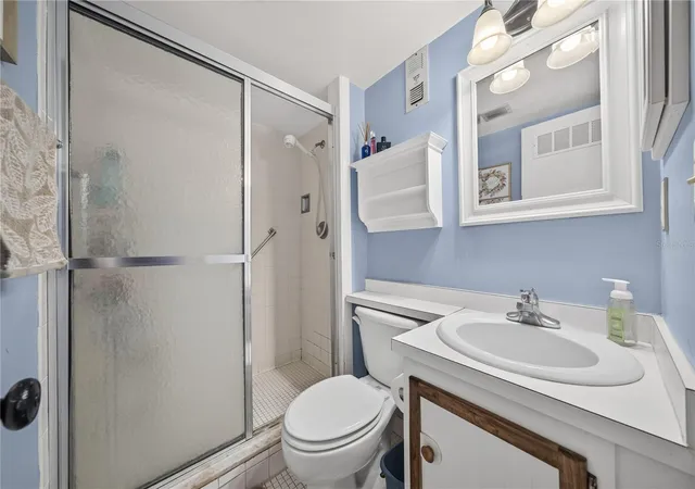 5th image of 601 N Mcdonald St #2, Mount Dora, FL 32757 | MLS# O6426520