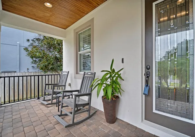 Photo 3 of Single family home for sale at 3615 W Renellie Cir, Tampa, FL 33629 | MLS# TB8530800 | Listing updated on 2026-10-07