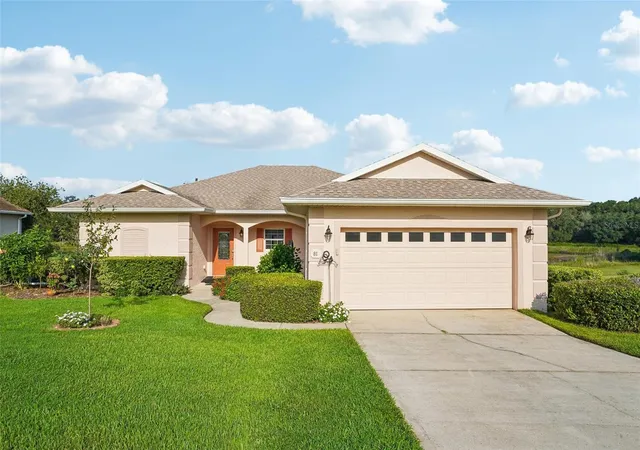 Photo 1 of Single family home for sale at 81 Fairway Cir, Umatilla, FL 32784 | MLS# G5115306 | Listing updated on 2026-09-20