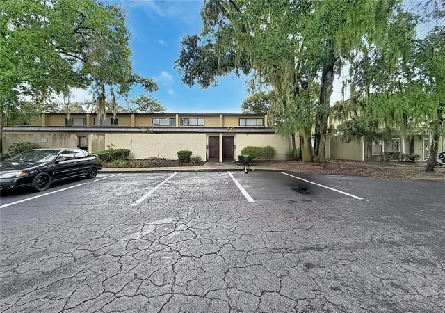 3rd image of 2508 Sw 35Th Pl #A6, Gainesville, FL 32608 | MLS# GC542088