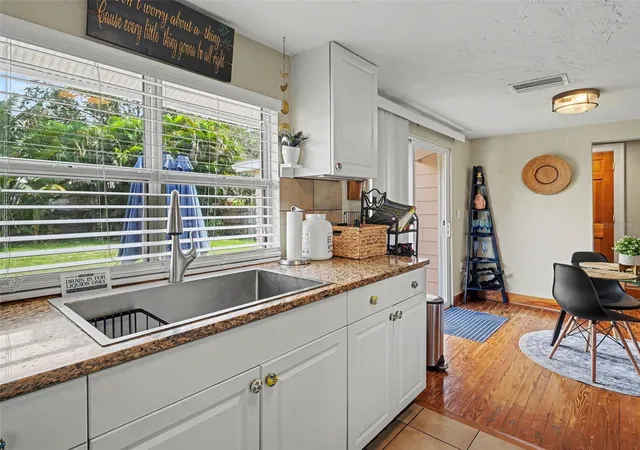 Photo 2 of Single family home for sale at 3035 Hillview St, Sarasota, FL 34239 | MLS# A4700500 | Listing updated on 2026-09-21