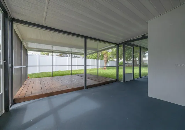 46th image of 2065 Envoy Ct, Clearwater, FL 33764 | MLS# TB8530815