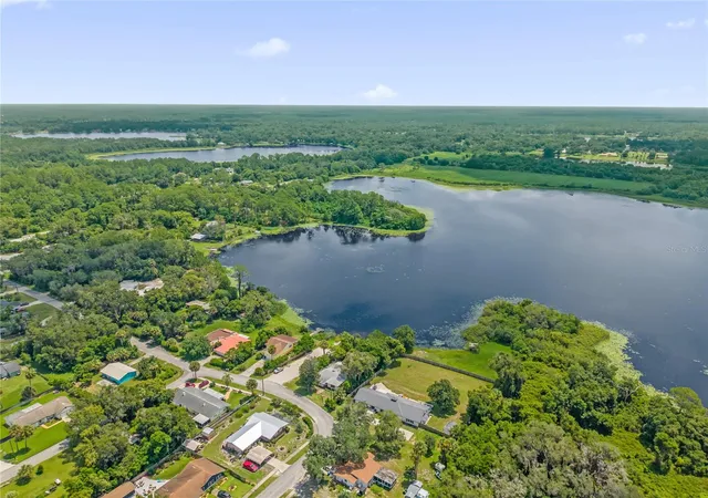 38th image of 1349 E Wisconsin Ave, Deland, FL 32724 | MLS# O6426539