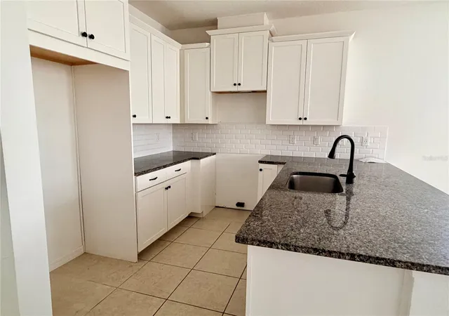 Photo 3 of Townhouse for sale at 9987 Randal Walk St, Orlando, FL 32832 | MLS# O6426551 | Listing updated on 2026-09-15
