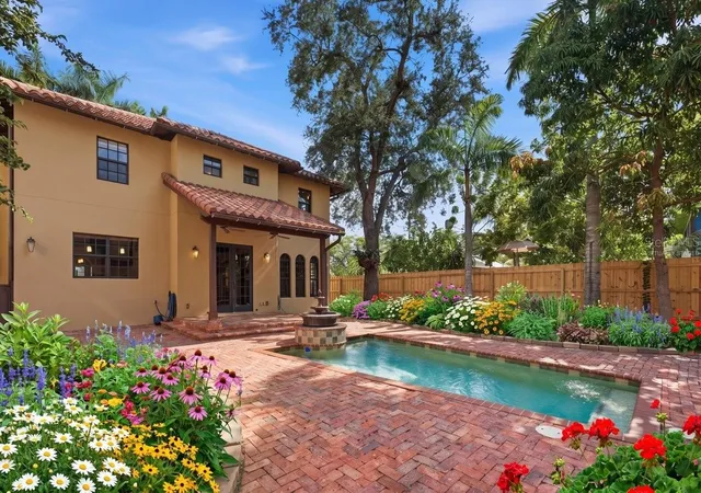 Photo 3 of Single family home for sale at 1719 7th Street, Sarasota, FL 34236 | MLS# A4700509 | Listing updated on 2026-10-05